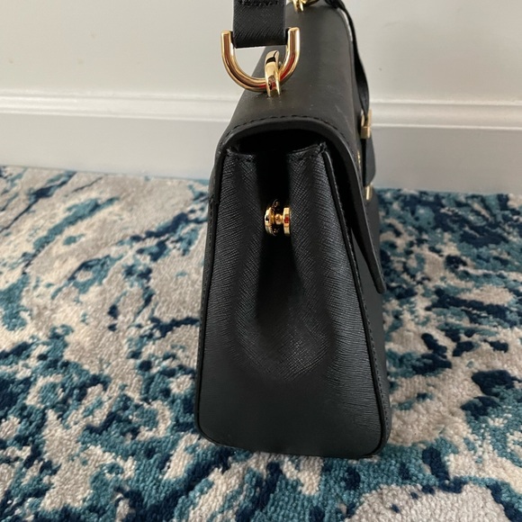Michael Kors satchel - Picture 4 of 10